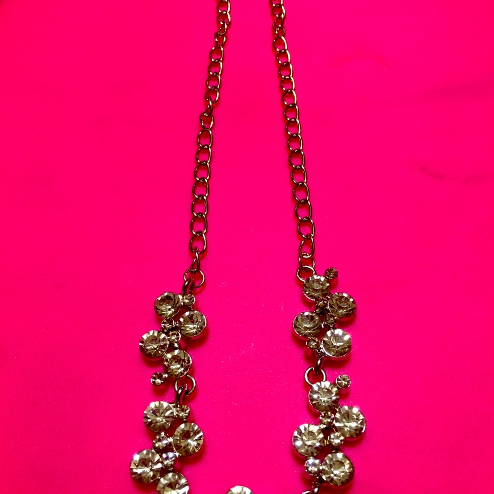 Beautiful Rhinestone necklace 22” - Picture 8 of 9